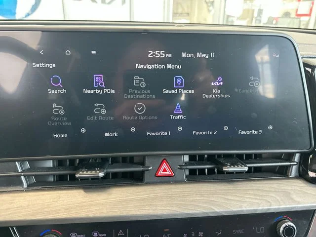 Used 2024 Red Kia X-Line image 22