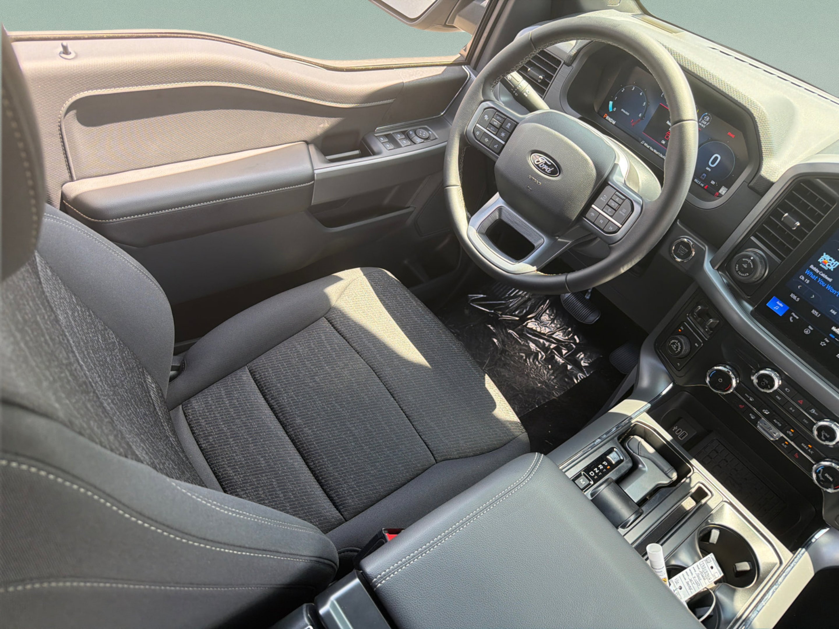2026 Ford F-150 XLT - Photo 18