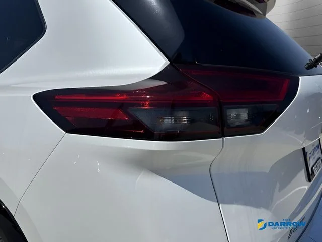 New 2026 Everest White Pearl TriCoat Nissan Platinum image 29
