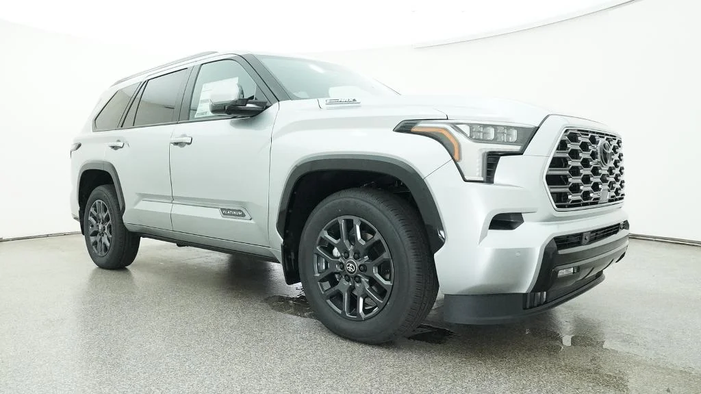 New 2026 Celestial Silver Metallic Toyota Platinum image 9