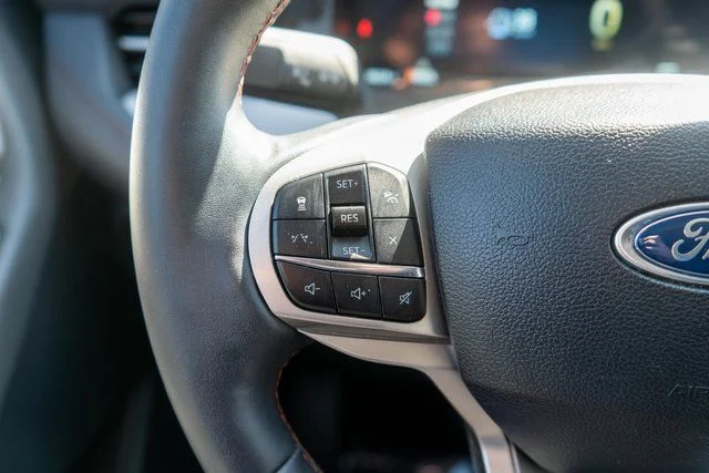 Used 2025 White Ford Active image 25