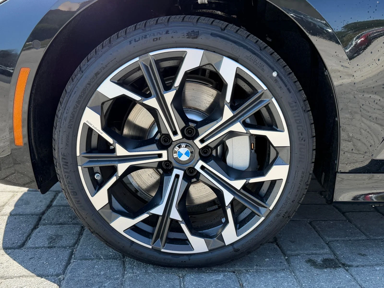 2026 BMW 3 Series 330i - Photo 13