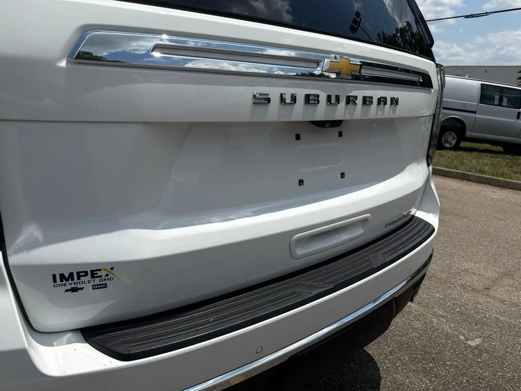Used 2024 Summit White Chevrolet Premier image 38
