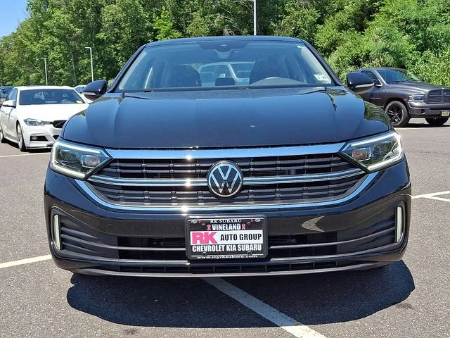 Used 2024 Black Volkswagen 1.5T SEL image 3
