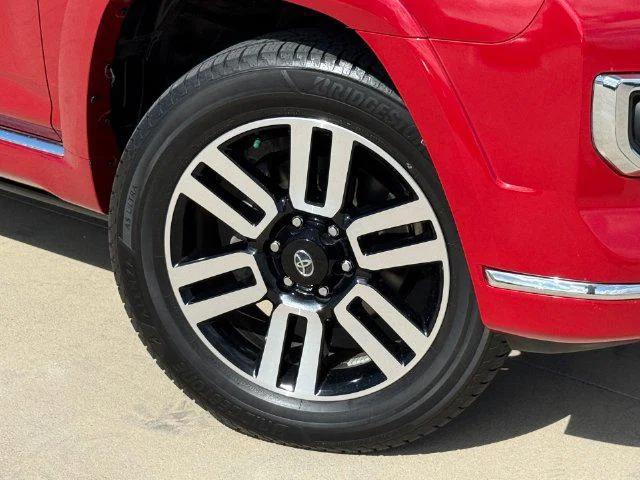 Certified Used 2023 BARCELONA RED MET. Toyota Limited image 31