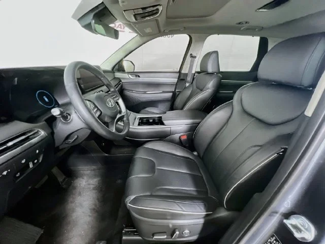 Used 2024 Gray Hyundai SEL image 10