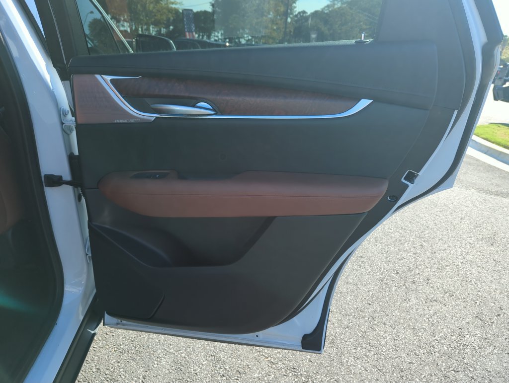 New 2026 Crystal White Tricoat Cadillac Premium Luxury image 34