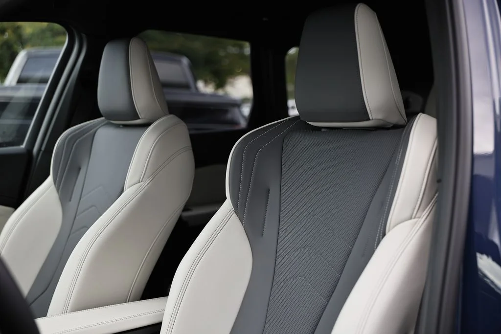 New 2026 Night Dusk Blue Metallic BMW xDrive28i image 21