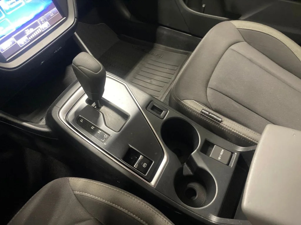 Certified Used 2025 Silver Subaru Base image 19