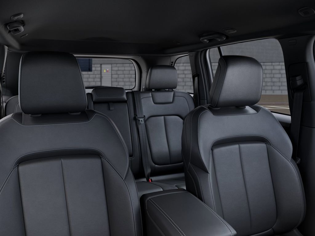 New 2026 Bright White Clear-Coat Exterior Paint Jeep Limited image 26