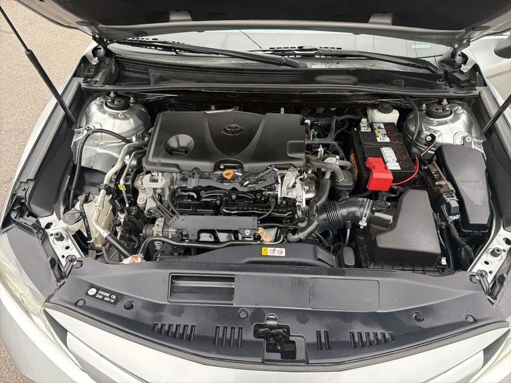 Used 2019 Silver Toyota LE image 11