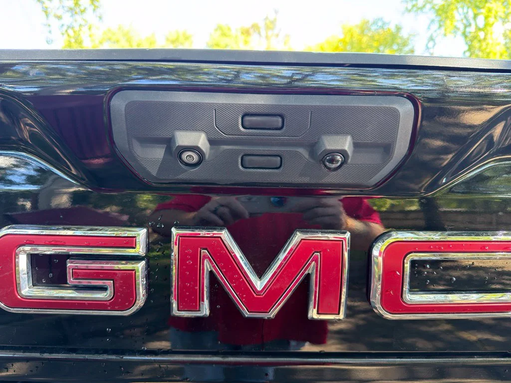 Used 2021 Black GMC Denali image 23