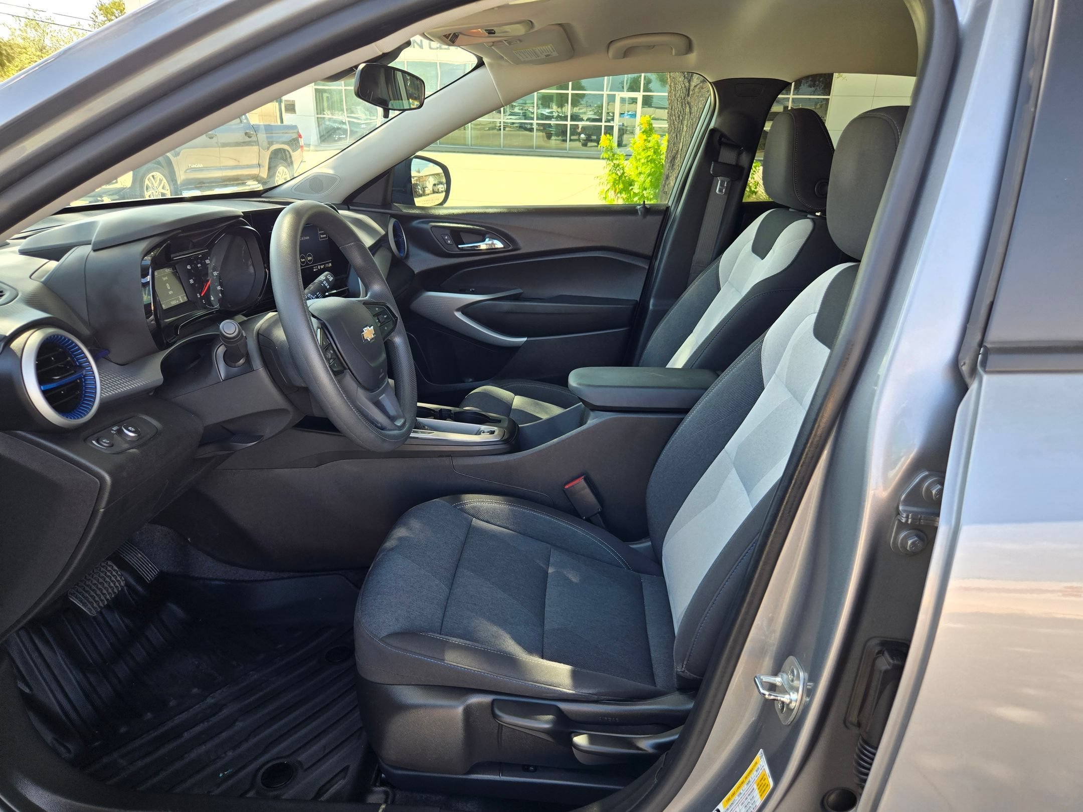 Used 2025 Sterling Gray Metallic Chevrolet LS image 9
