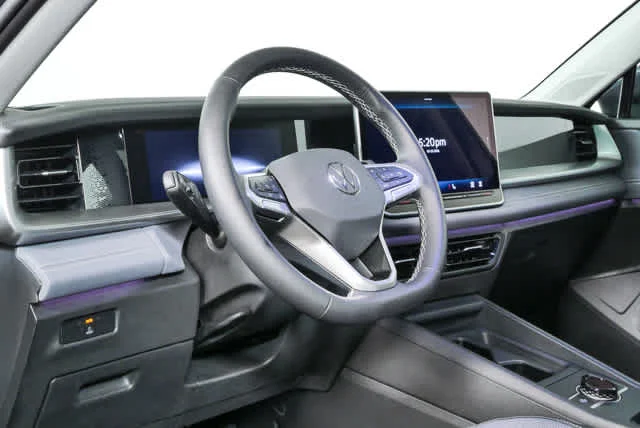 New 2026 Platinum Gray Metallic Volkswagen SE image 4