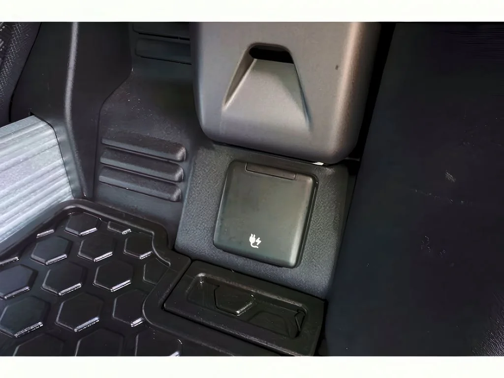 2021 Land Rover Defender X - Photo 39