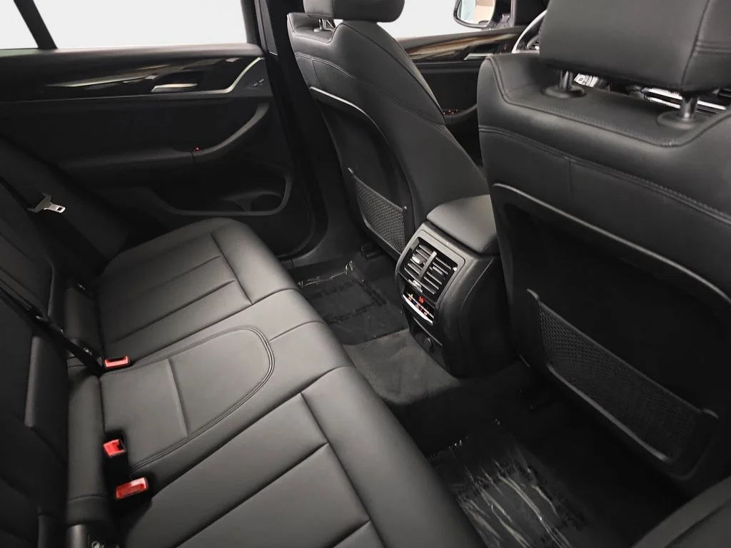 Used 2019 Silver BMW xDrive30i image 13