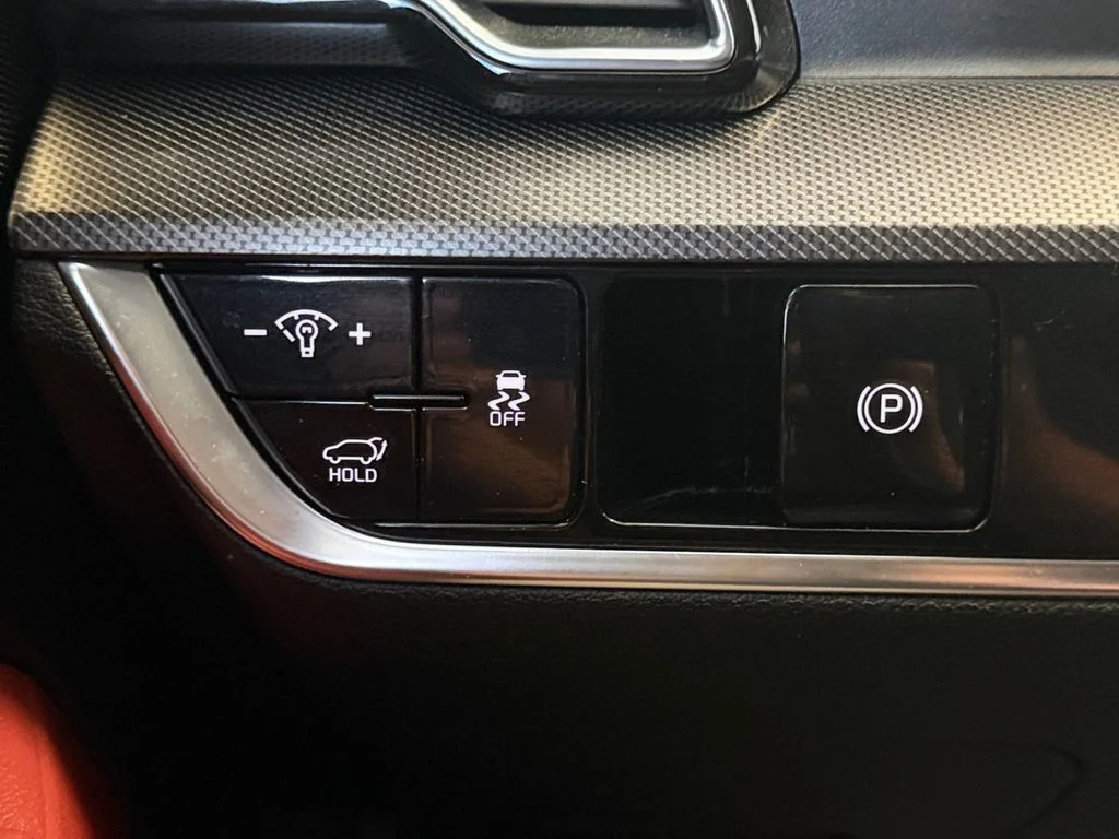 Used 2025 Gray Kia SX image 25