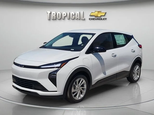 New 2027 Summit White Chevrolet LT image 1