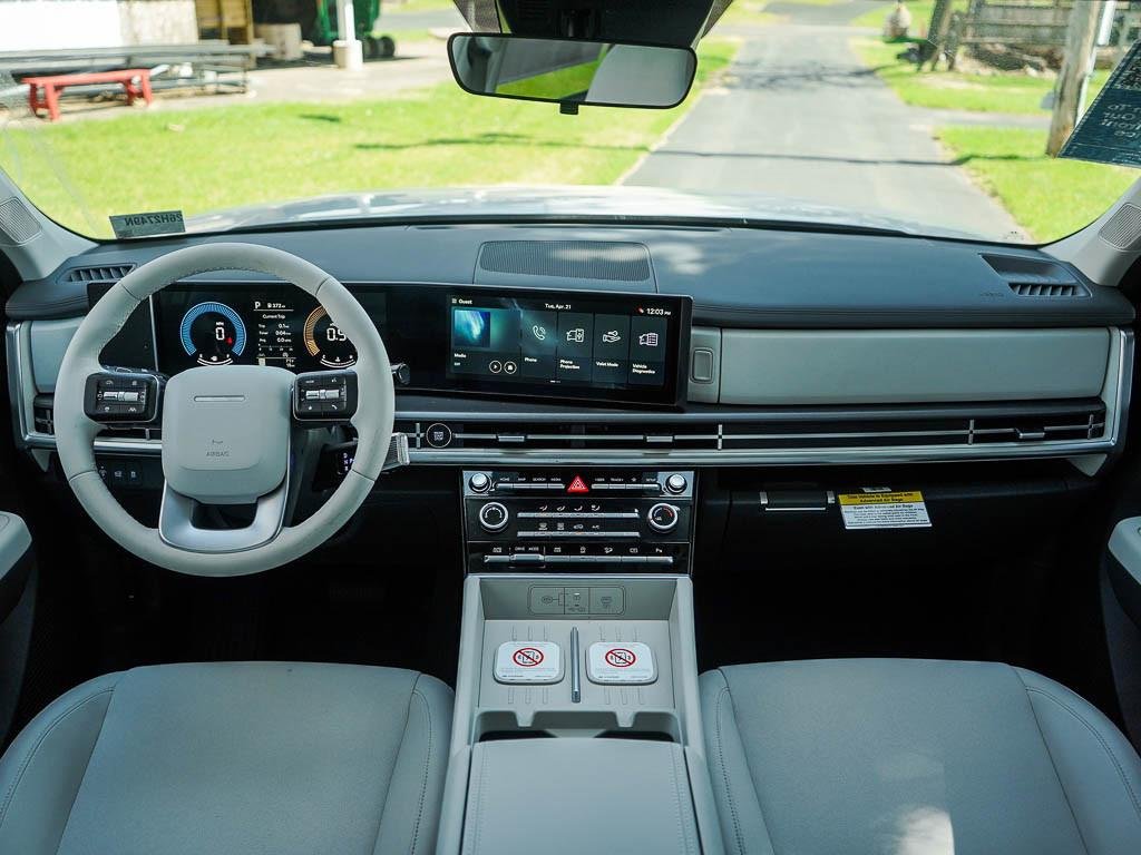 New 2026 Ecotronic Gray Hyundai SE AWD image 40