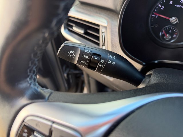 Used 2020 Gray Kia SX image 12