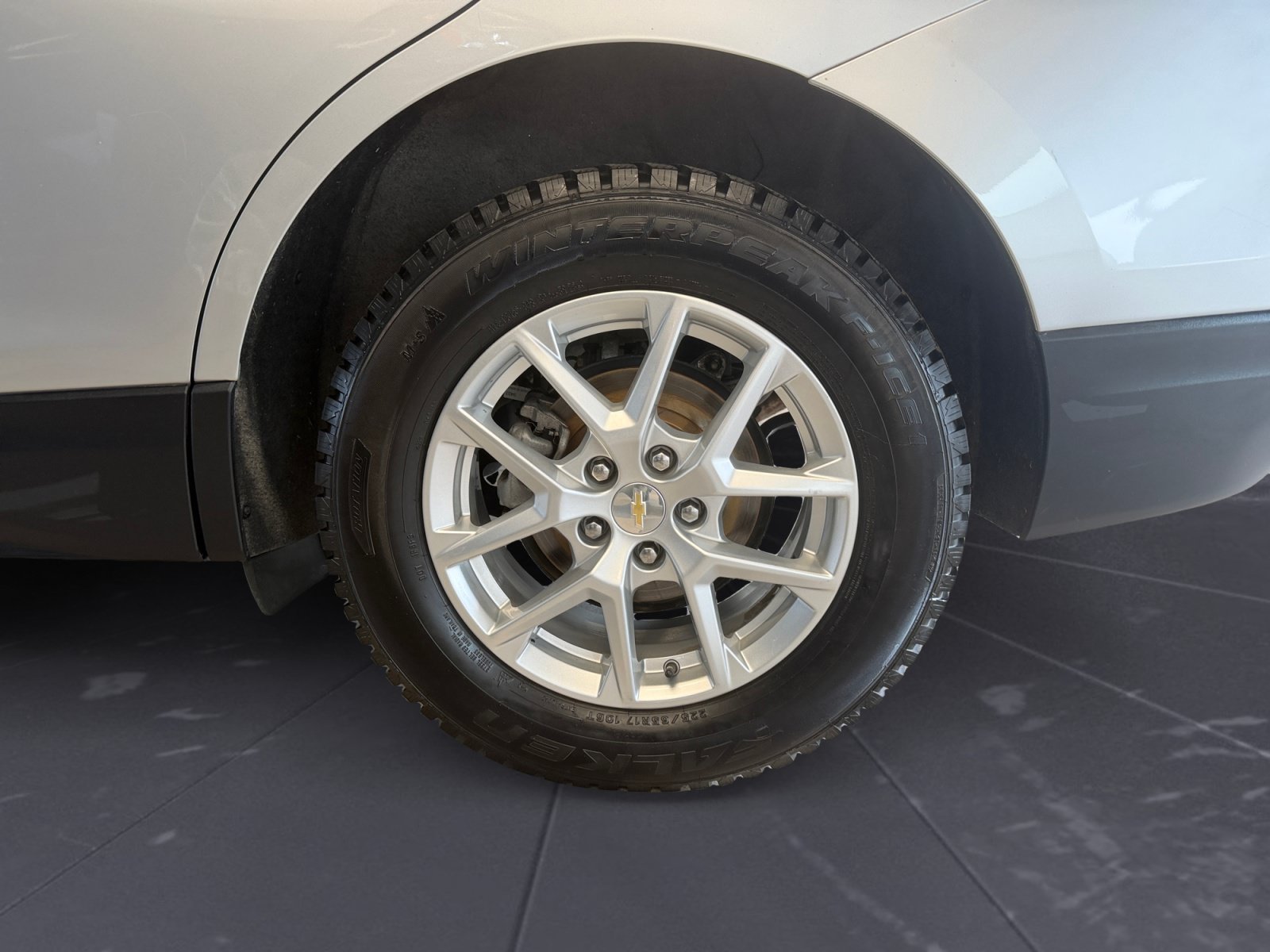 Used 2022 Silver Ice Metallic Chevrolet LS image 44