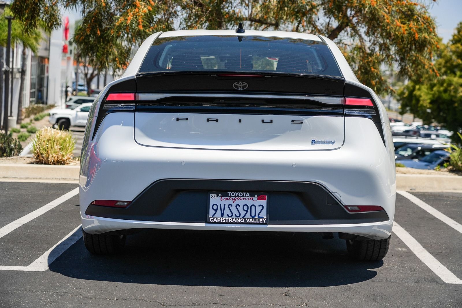Certified Used 2026 PLATINUM WHITE PEARL MC. Toyota SE image 6
