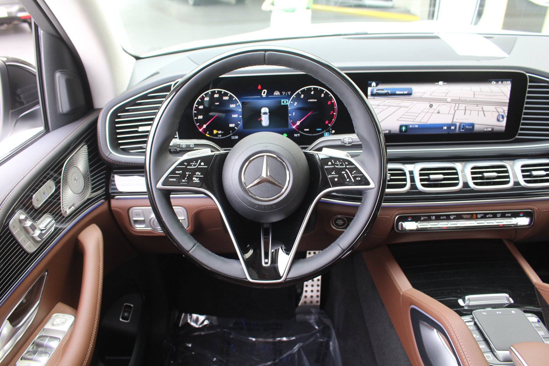 New 2026 POLAR WHITE Mercedes-Benz GLS 450 image 19