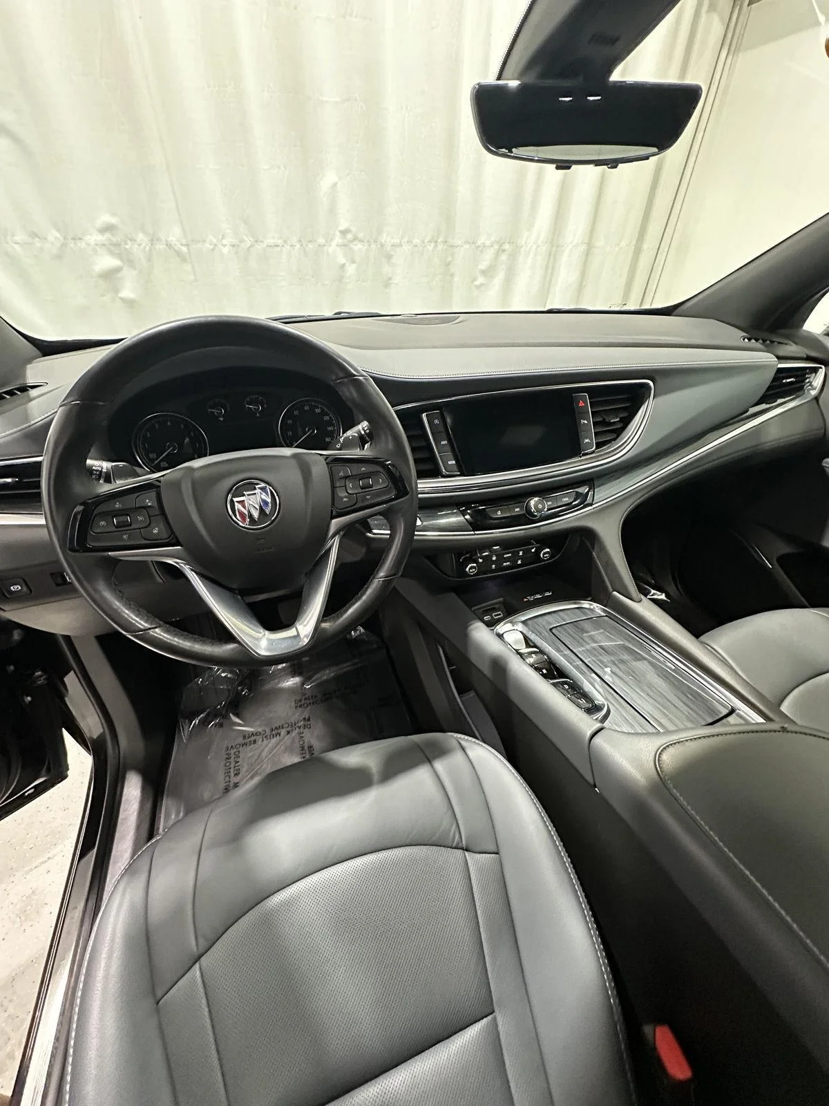 Used 2024 Ebony Twilight Metallic Buick Essence image 9