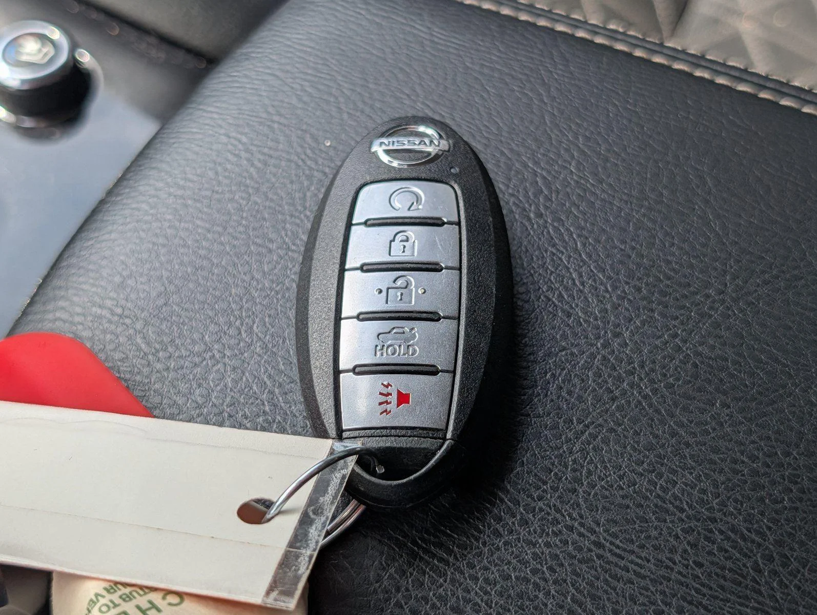 Used 2019 Super Black Nissan Platinum image 21