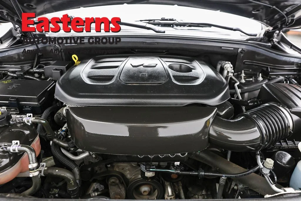 Used 2020 Gray Jeep Laredo E image 6