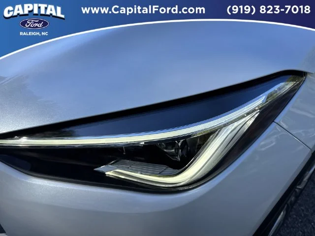 Used 2024 White INFINITI Autograph image 11
