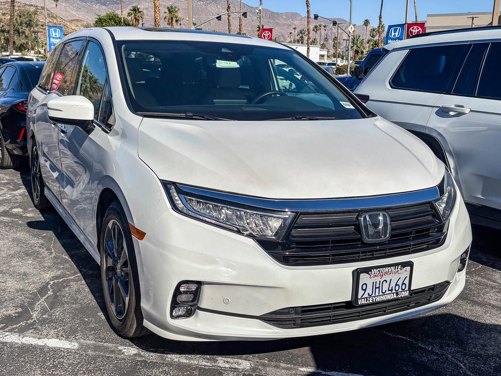 2023 Honda Odyssey Elite's photo