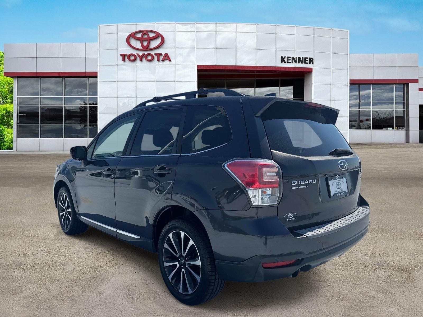 Used 2018 Dark Gray Metallic Subaru Touring image 4