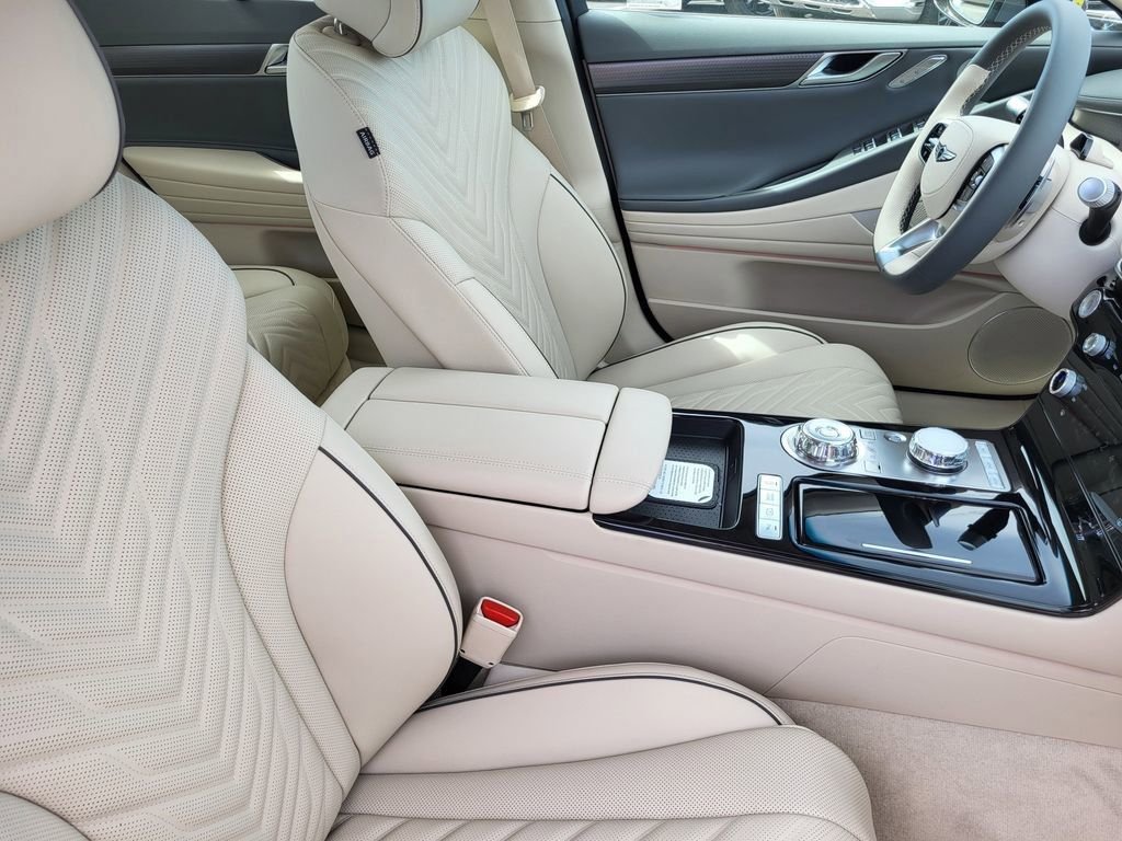 New 2026 Blue Genesis 2.5T SPORT PRESTIGE image 13