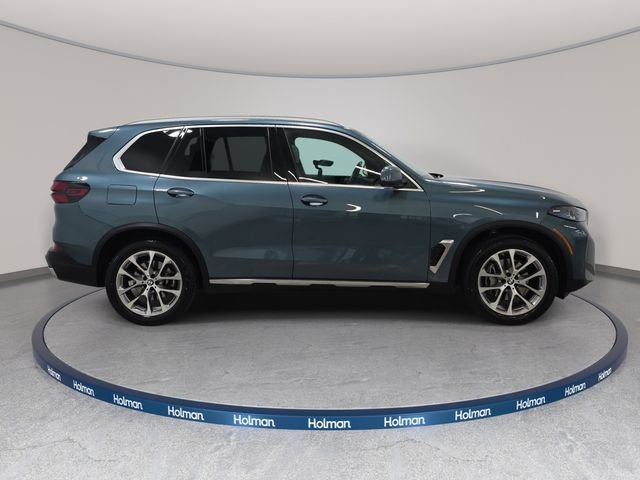Certified Used 2026 Blue Ridge Mountain Metallic BMW xDrive40i image 4