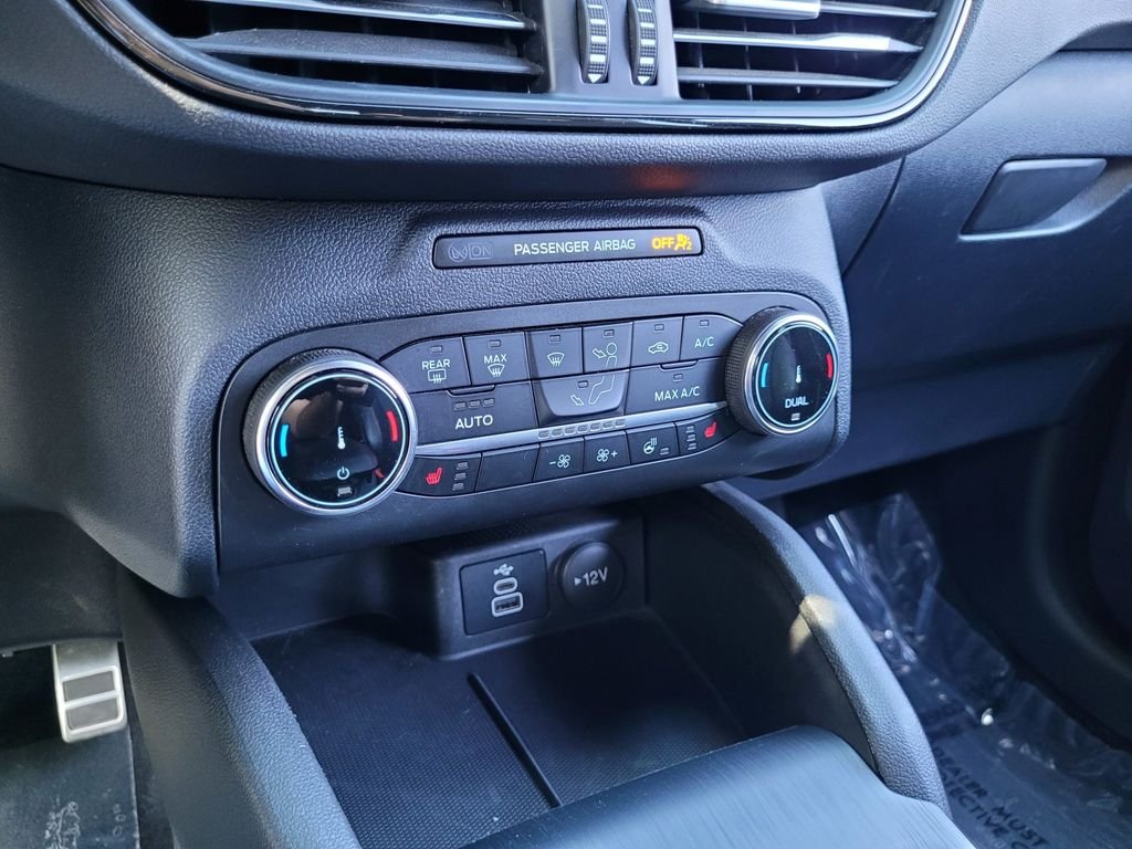 Used 2024 Silver Ford ST-Line Select image 20