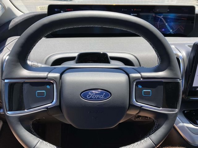 New 2026 Glacier Gray Metallic Tri-Coat Ford Platinum image 26