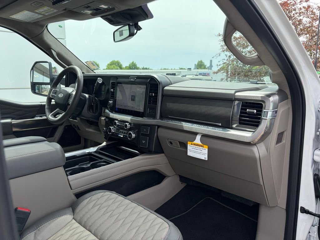 New 2026 White Ford Platinum image 26