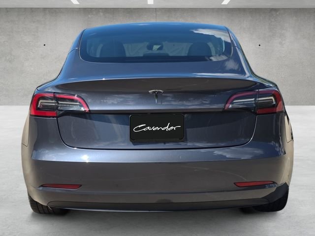 Used 2023  Tesla Base image 15