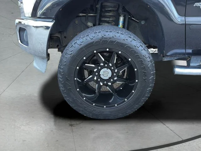 Used 2012 Black Ford Lariat image 28