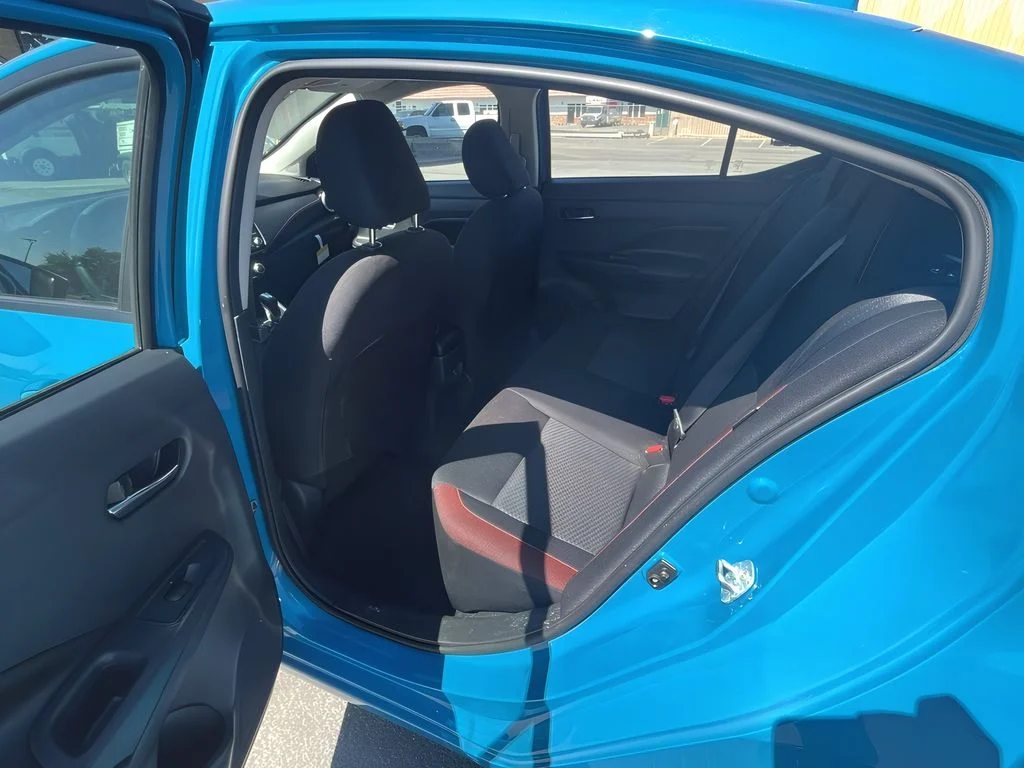 2025 Nissan Versa Sedan SR - Photo 26