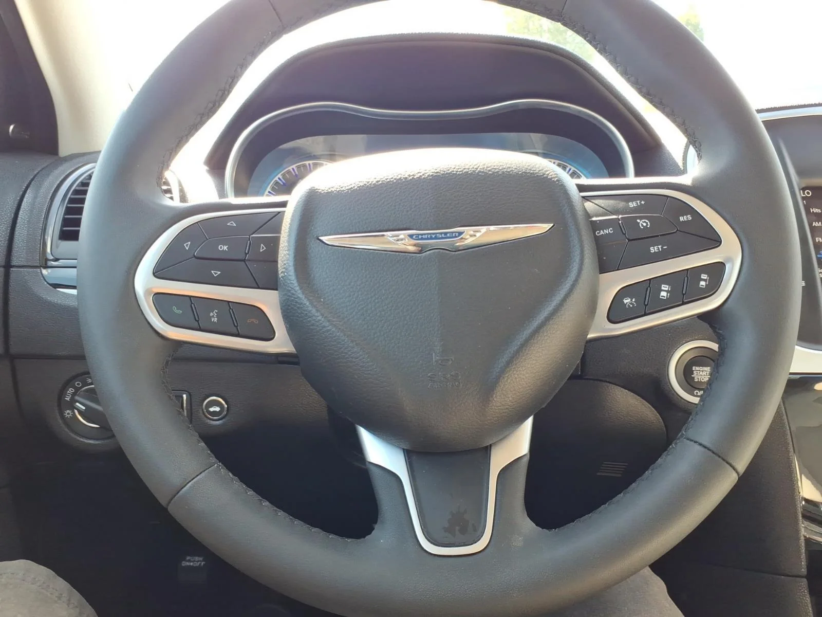 Used 2023 Bright White Clearcoat Chrysler Touring image 24