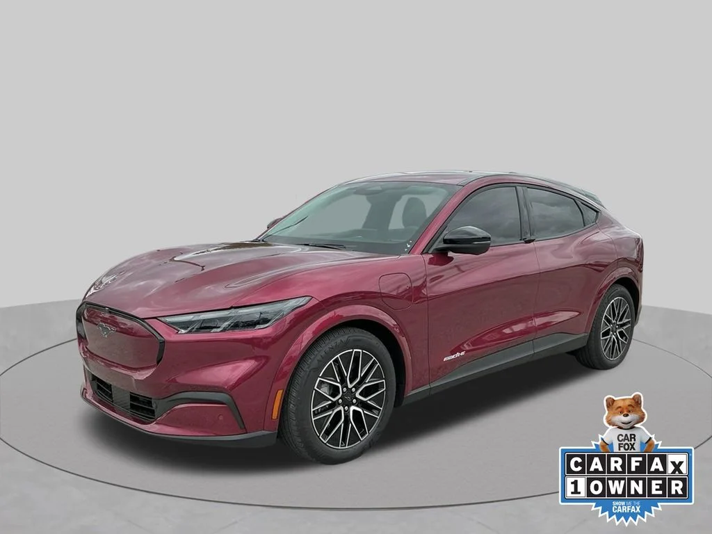 Used 2025 Red Ford Premium image 1