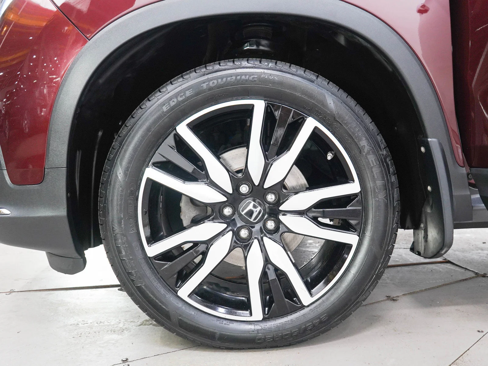 Used 2020 Deep Scarlet Pearl Honda Touring 8-Passenger AWD image 34