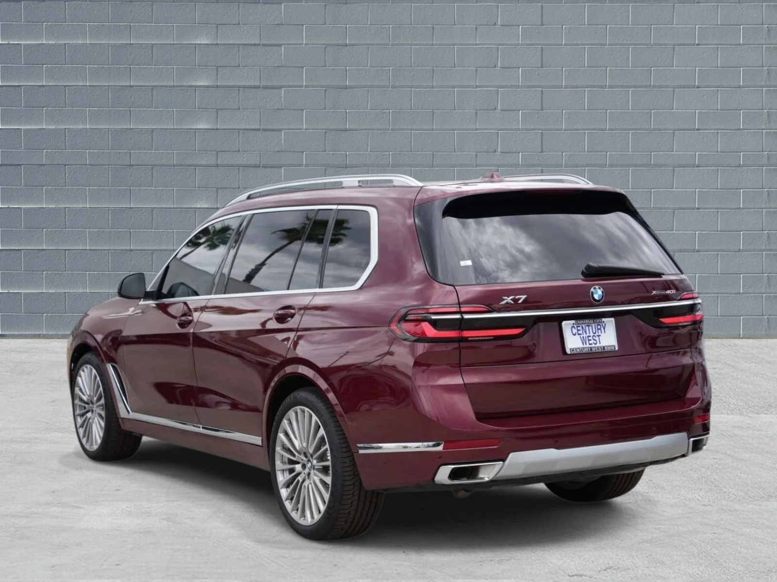 Used 2026 Aventurin Red Metallic BMW xDrive40i Sports Activity Vehicle image 3