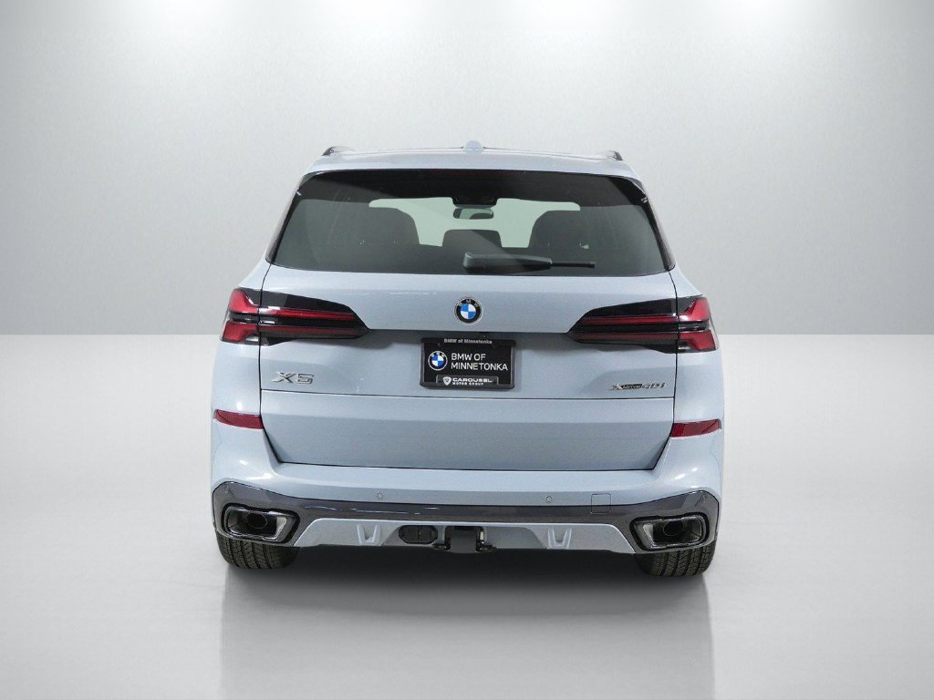 Used 2026 Brooklyn Grey Metallic BMW xDrive40i image 11