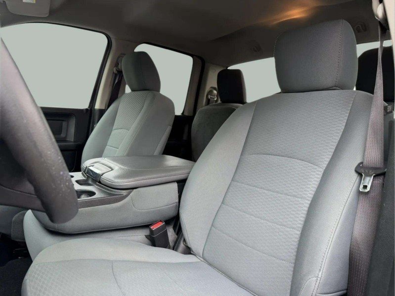 Used 2018  Ram Express image 19