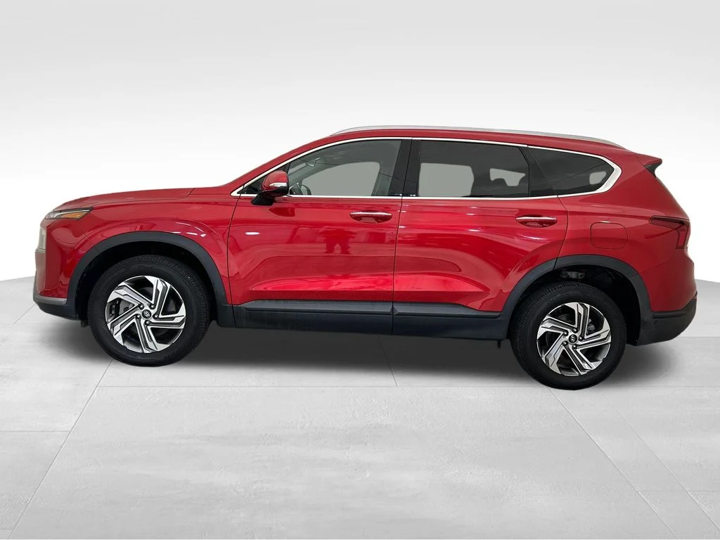 Used 2023 Red Hyundai SEL image 2