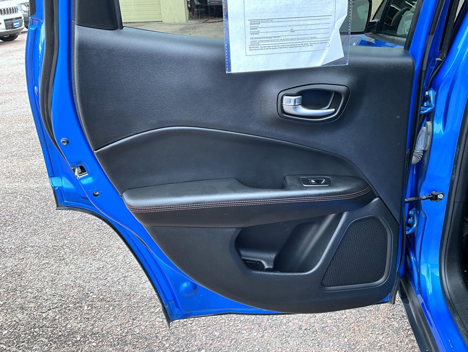 Used 2021 Blue Jeep Trailhawk image 21