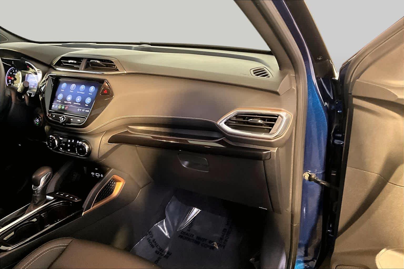 Used 2022 Blue Glow Metallic Chevrolet ACTIV image 19